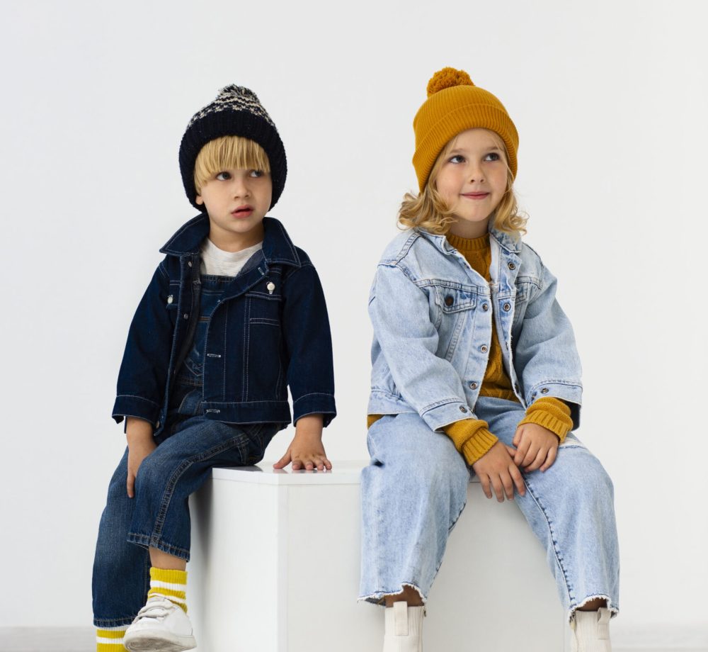 full-shot-kids-posing-together